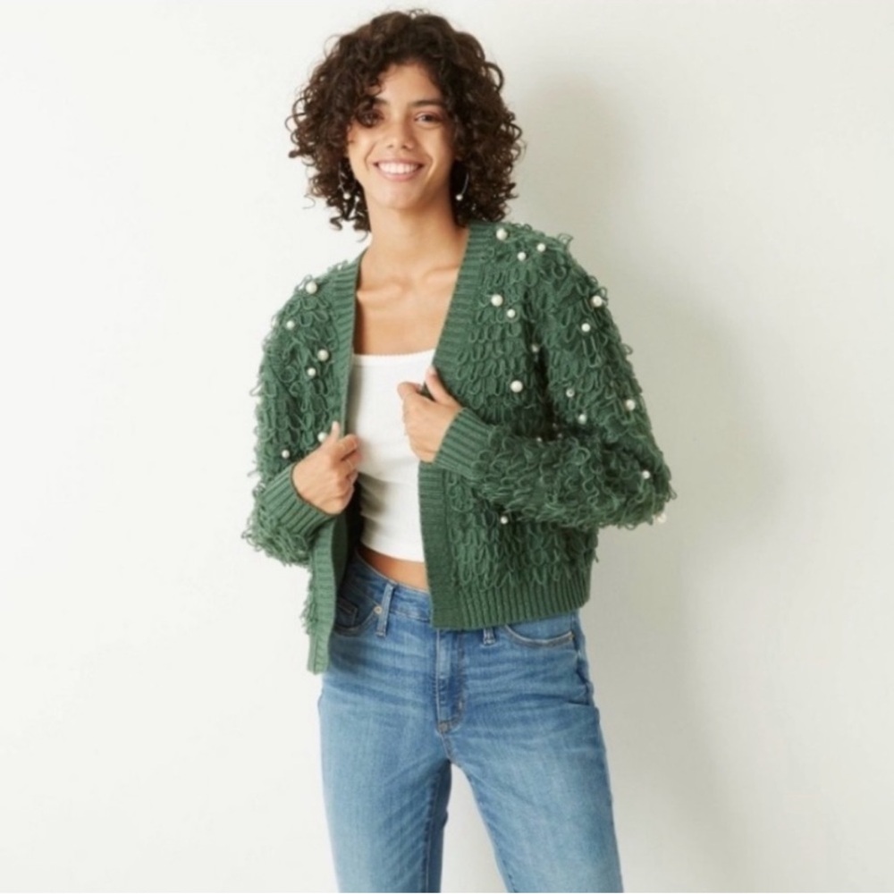 MIGHTY FINE WOMEN'S GREEN LOOPS & PEARLS CARDIGAN - SIZE M